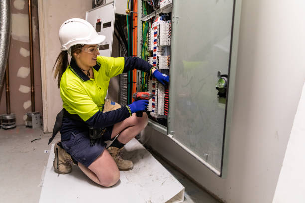 Best Emergency Electrical Repair  in Warren, IL